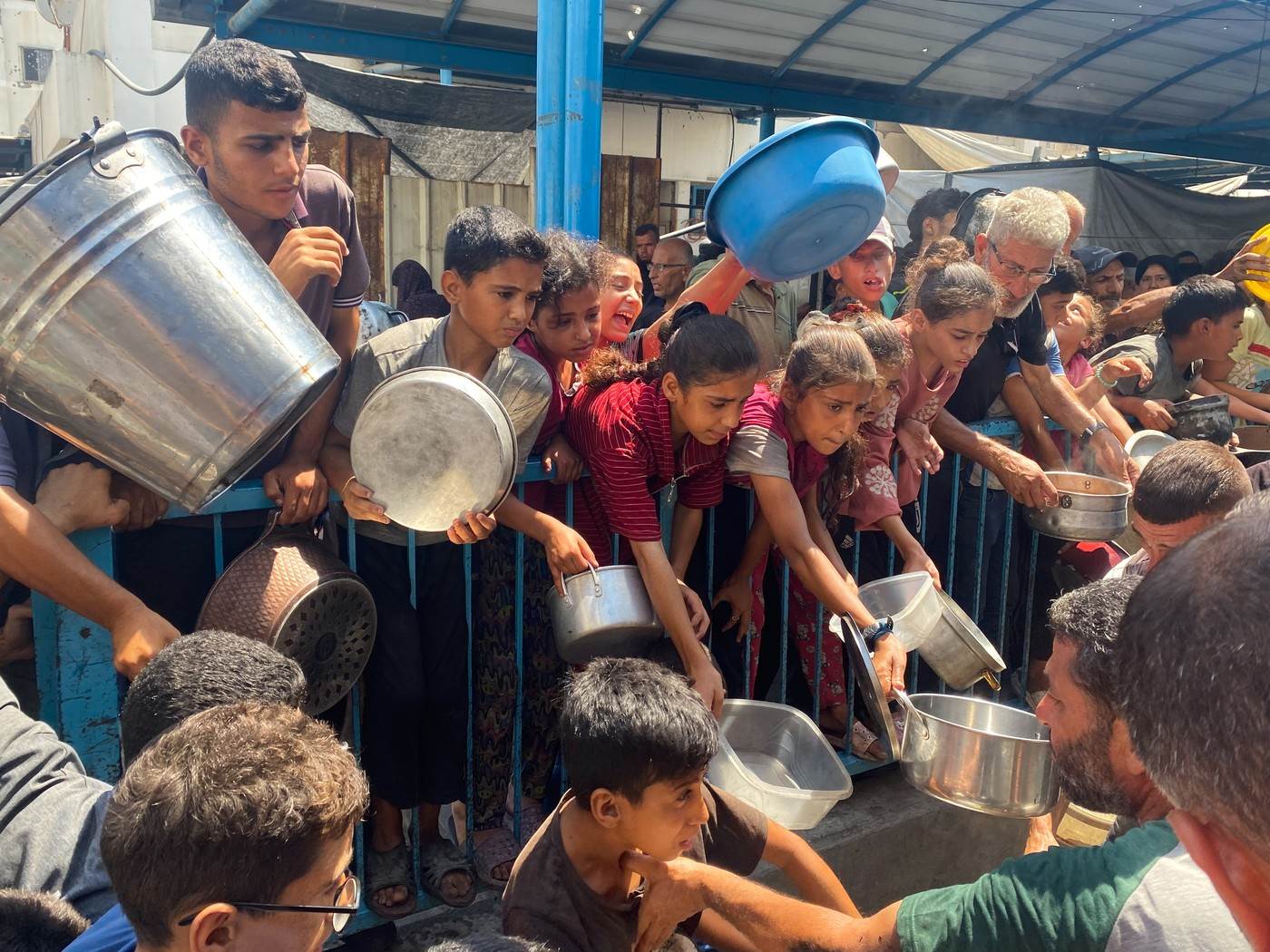  10 hiljada djece u gazi gladuje 