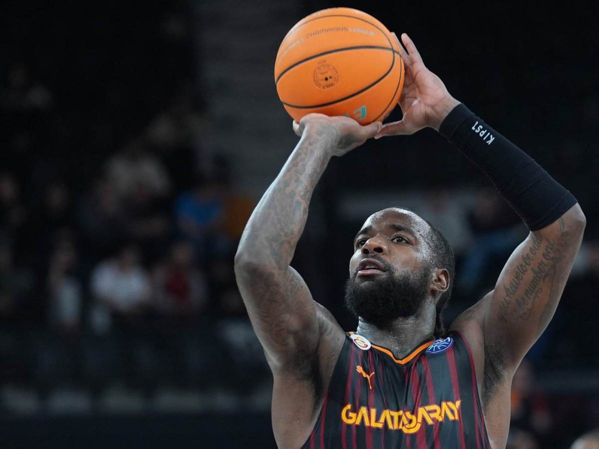  Majkl Jang u KK Bosna 