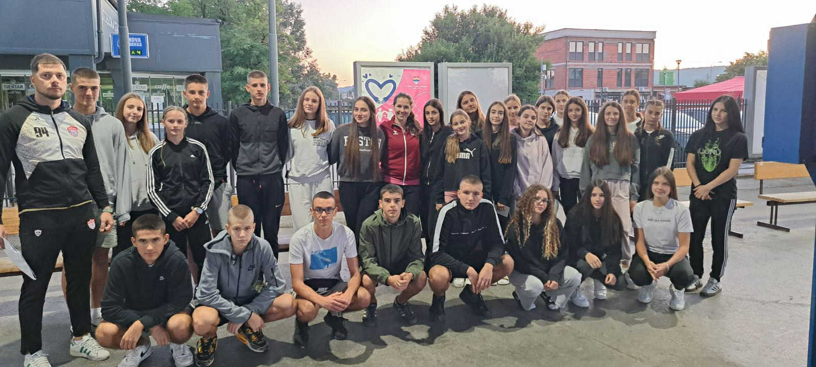  Djeca iz Republike Srpske učesnici rukometnog kampa "Srbija te zove" 