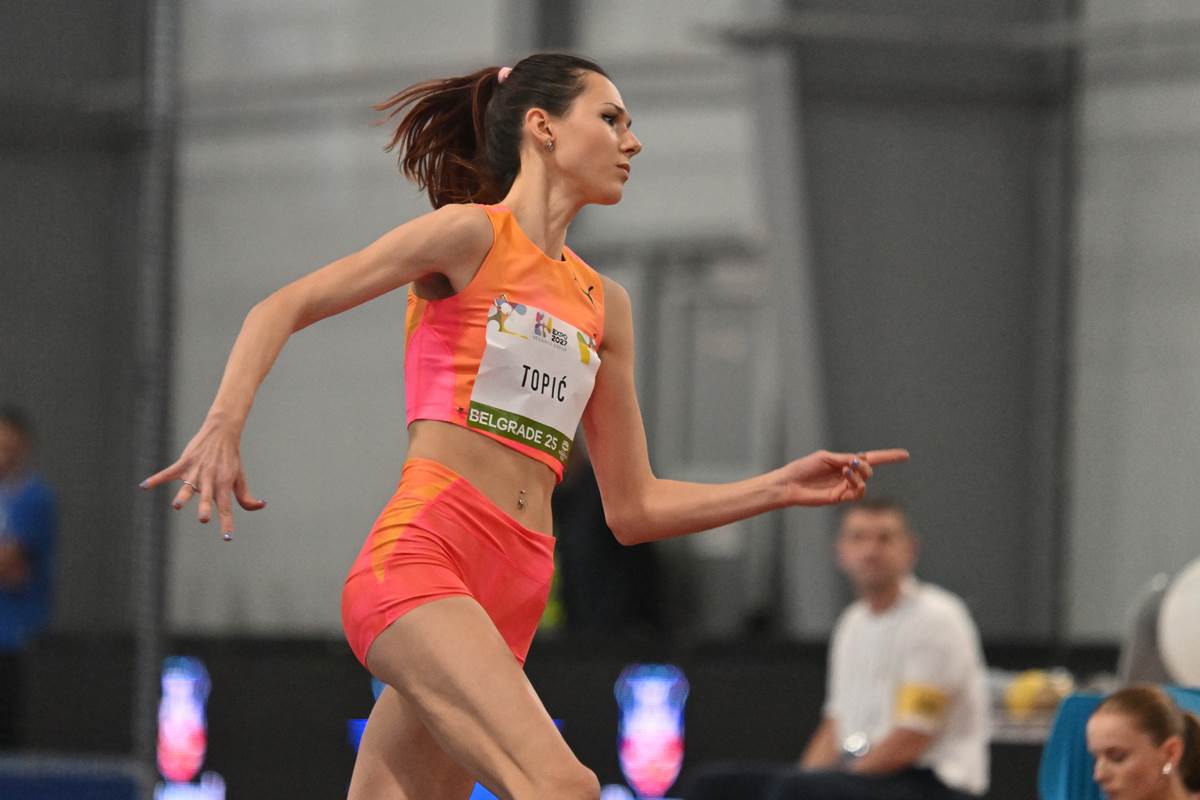  Angelina Topić zlatna u štafeti 