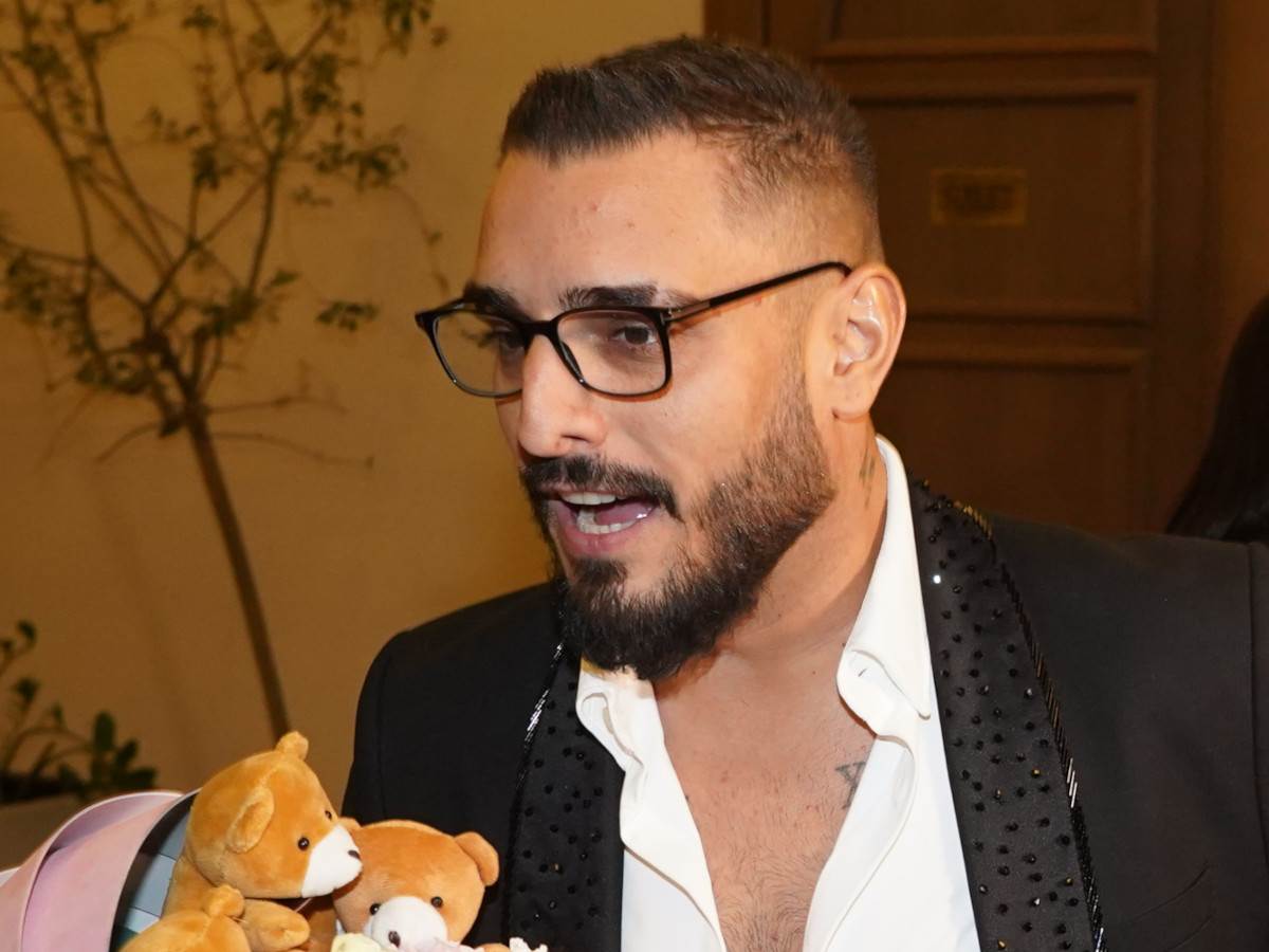  Izbio požar tokom nastupa Darka Lazića 