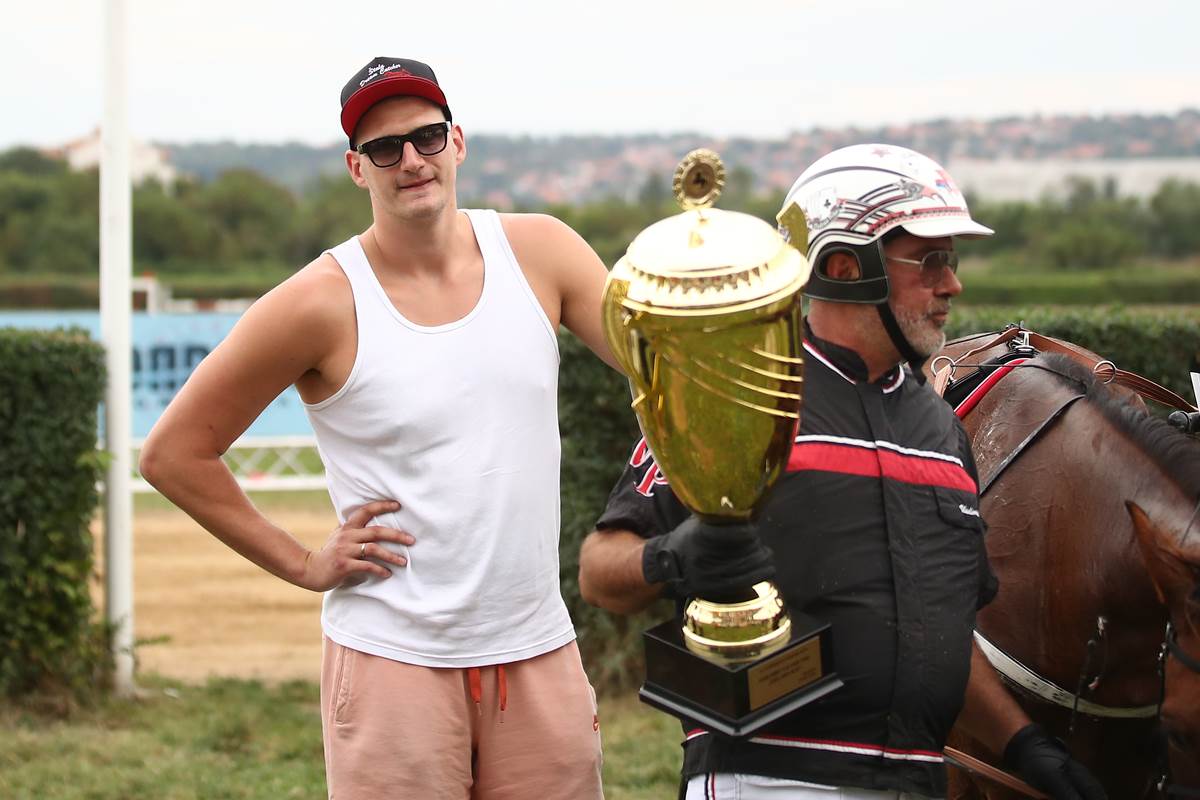  Nikola jokić priznao da više voli konje od košarke 
