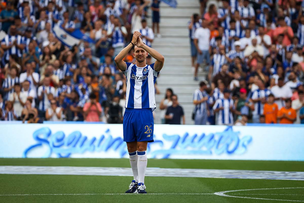  Porto doveo Luka de Jonga 