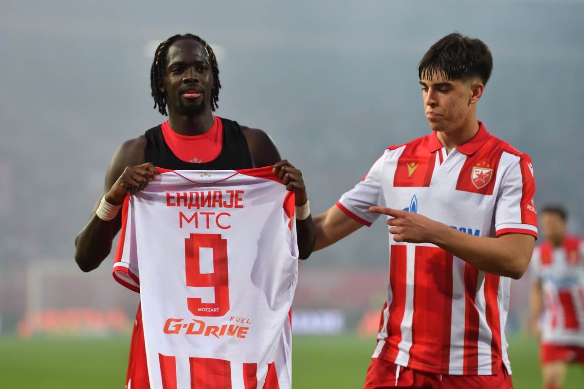  Zvezda prodaje Strahinju Stojkovića u Sent Etjen 