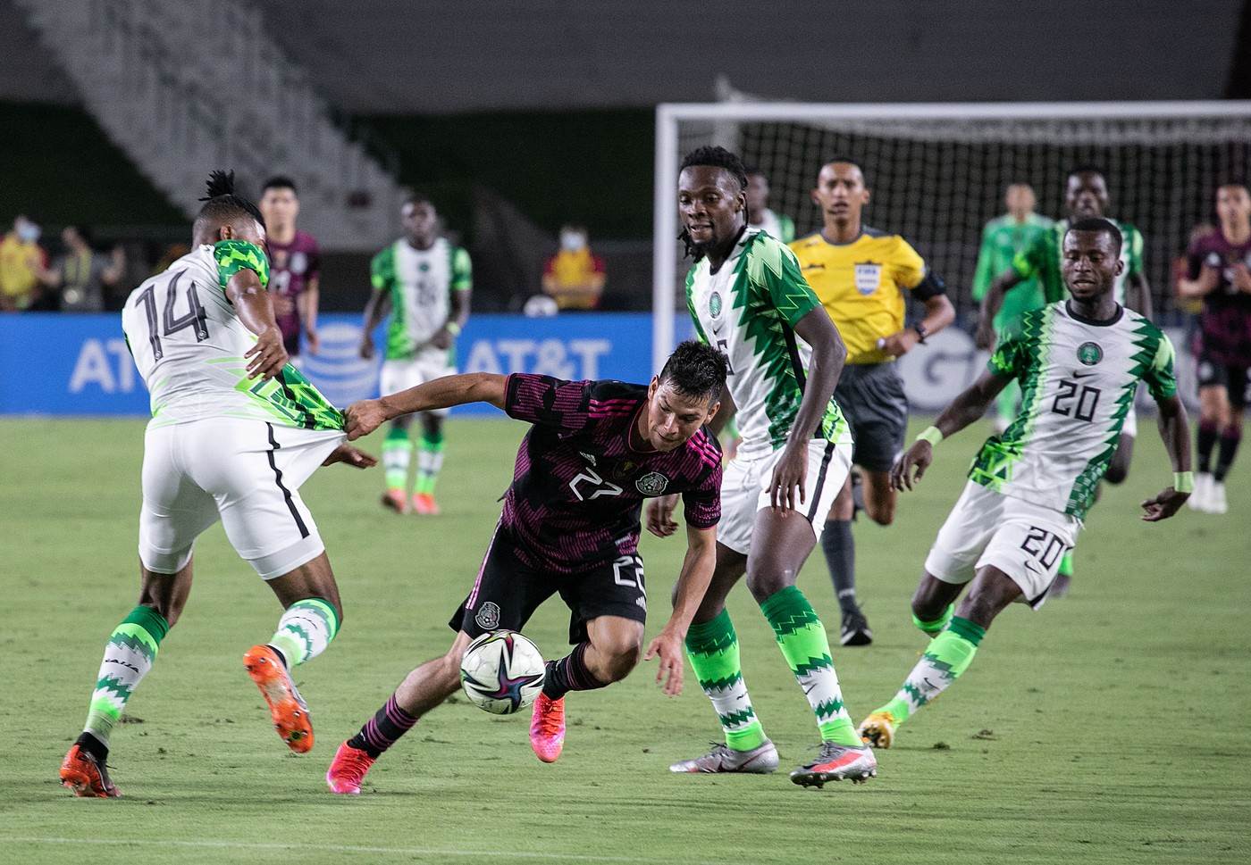  Frenklin Tebo učena na meti Crvene zvezde 