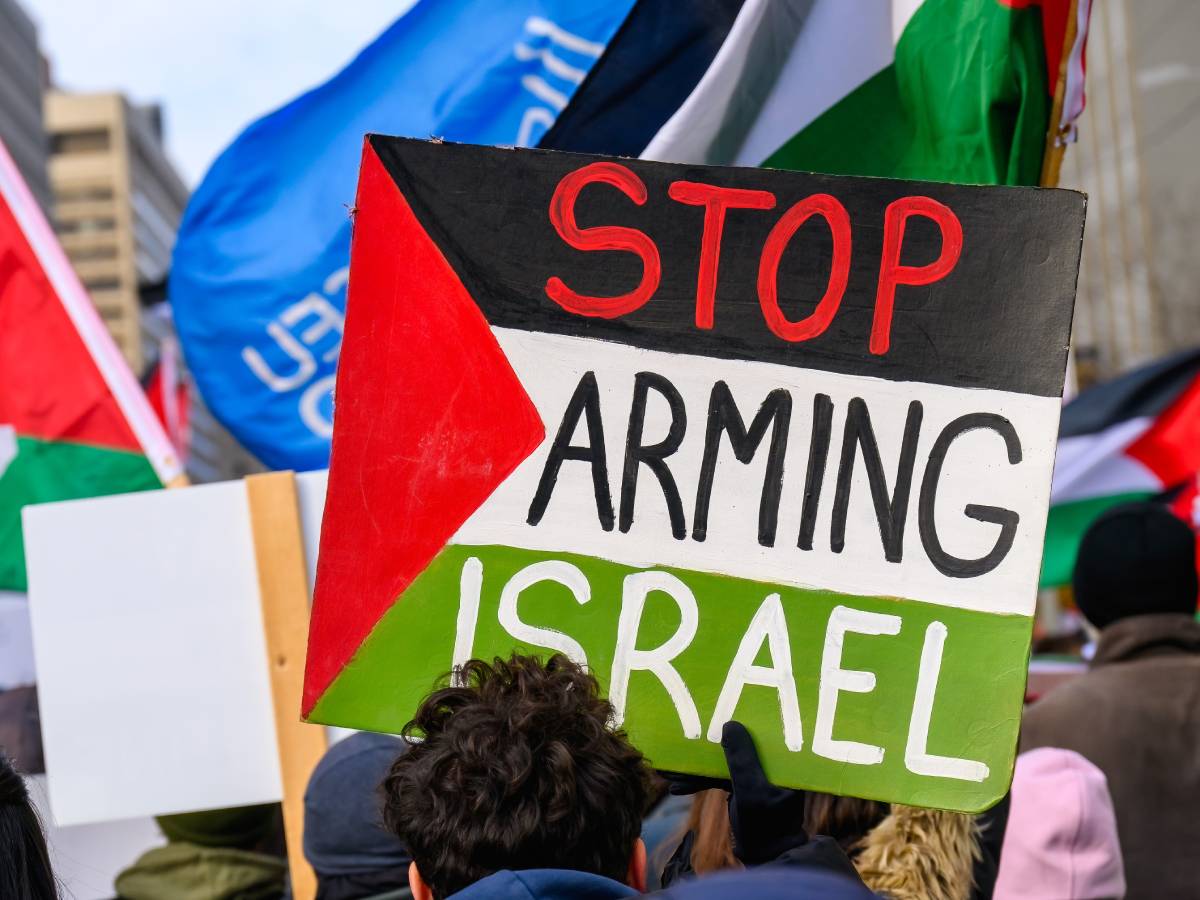  Slovenija stopirala izvoz oružja Izraelu 