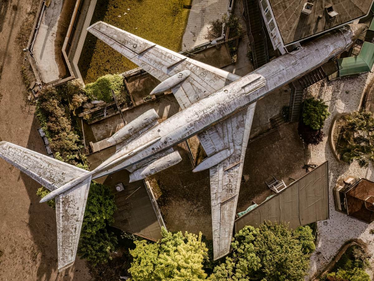  Groblja aviona, vozova i helikoptera: Gigantski otpad koji svet ne zna gdje da skloni 