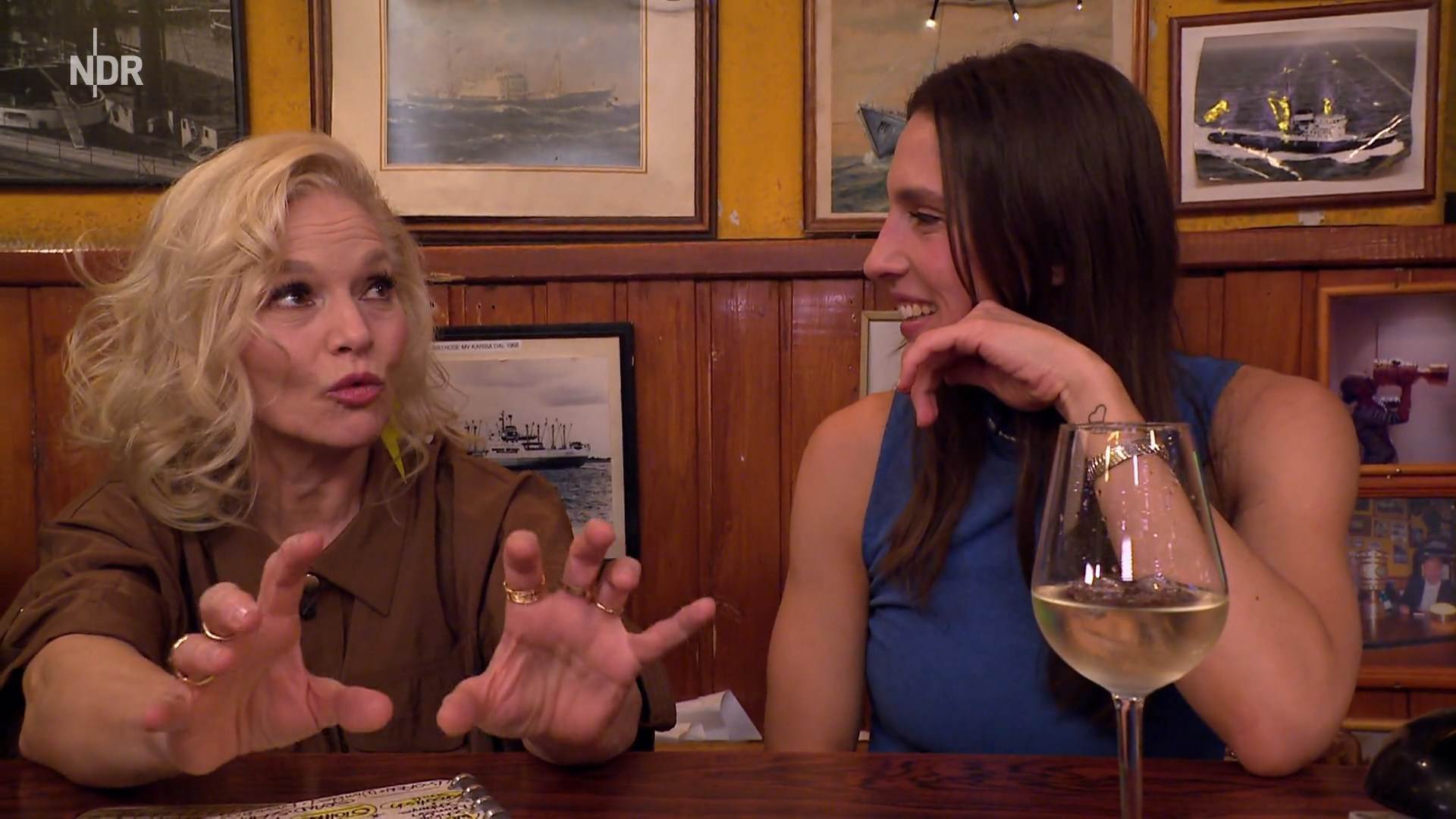  Andreu Petković pitali da li bi se slikala za Plejboj 