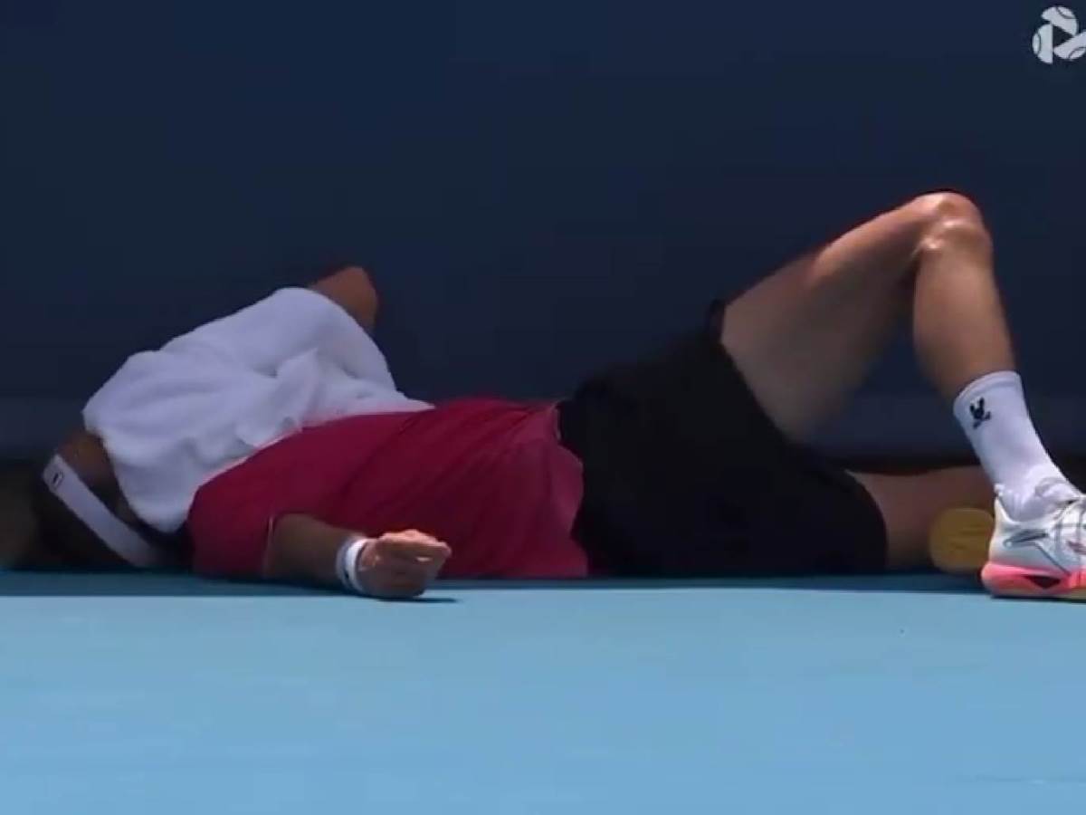  Artur Rinderkneš se srušio i nije mogao da nastavi meč 