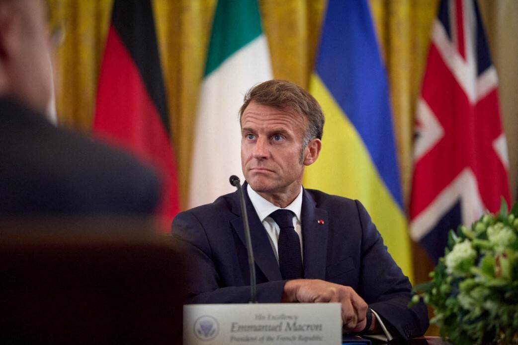  makron predložio da se putin i zelenski sastanu u ženevi 