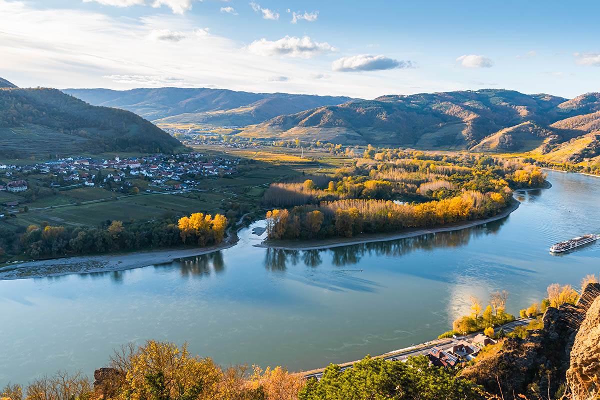  Rijeka koja protiče kroz najviše zemalja na svijetu 