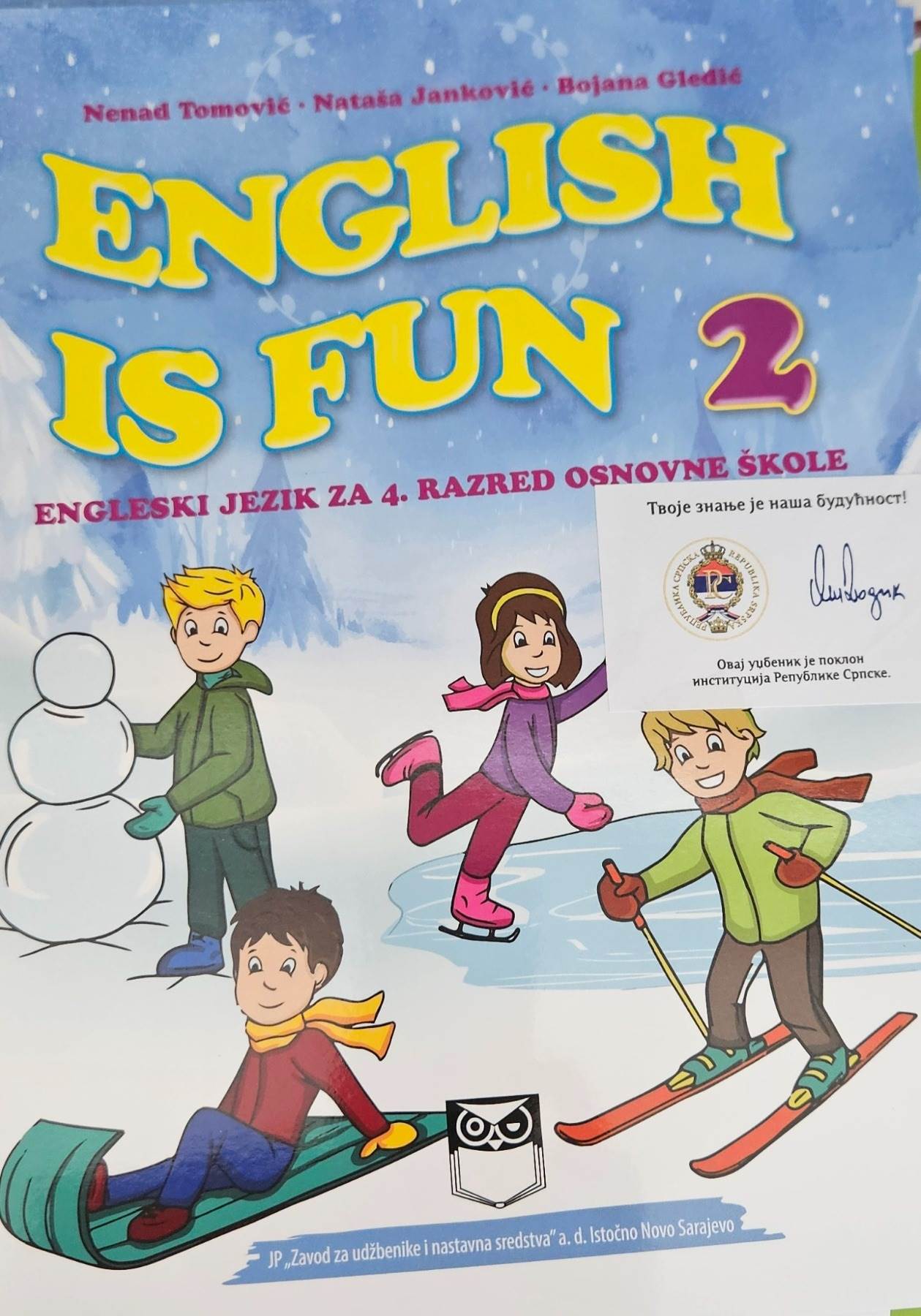  Naljepnice sa Dodikovim potpisom na besplatnim udžbenicima u Srpskoj 