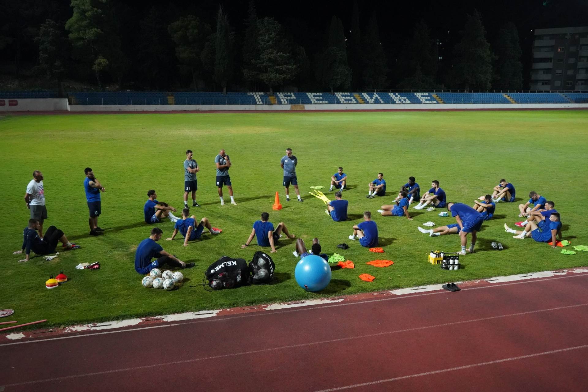  FK Leotar protiv Slavije igra prvi meč pod reflektorima 