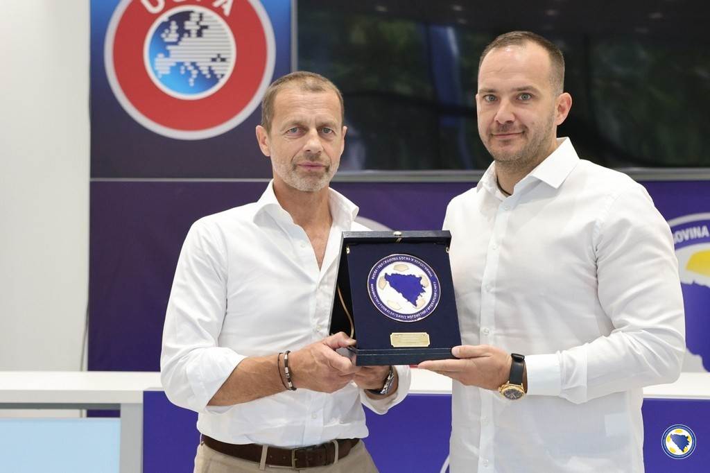  Predsjednik UEFA u Sarajevu: Čeferin i Zeljković razgovarali o projektima za razvoj fudbala 