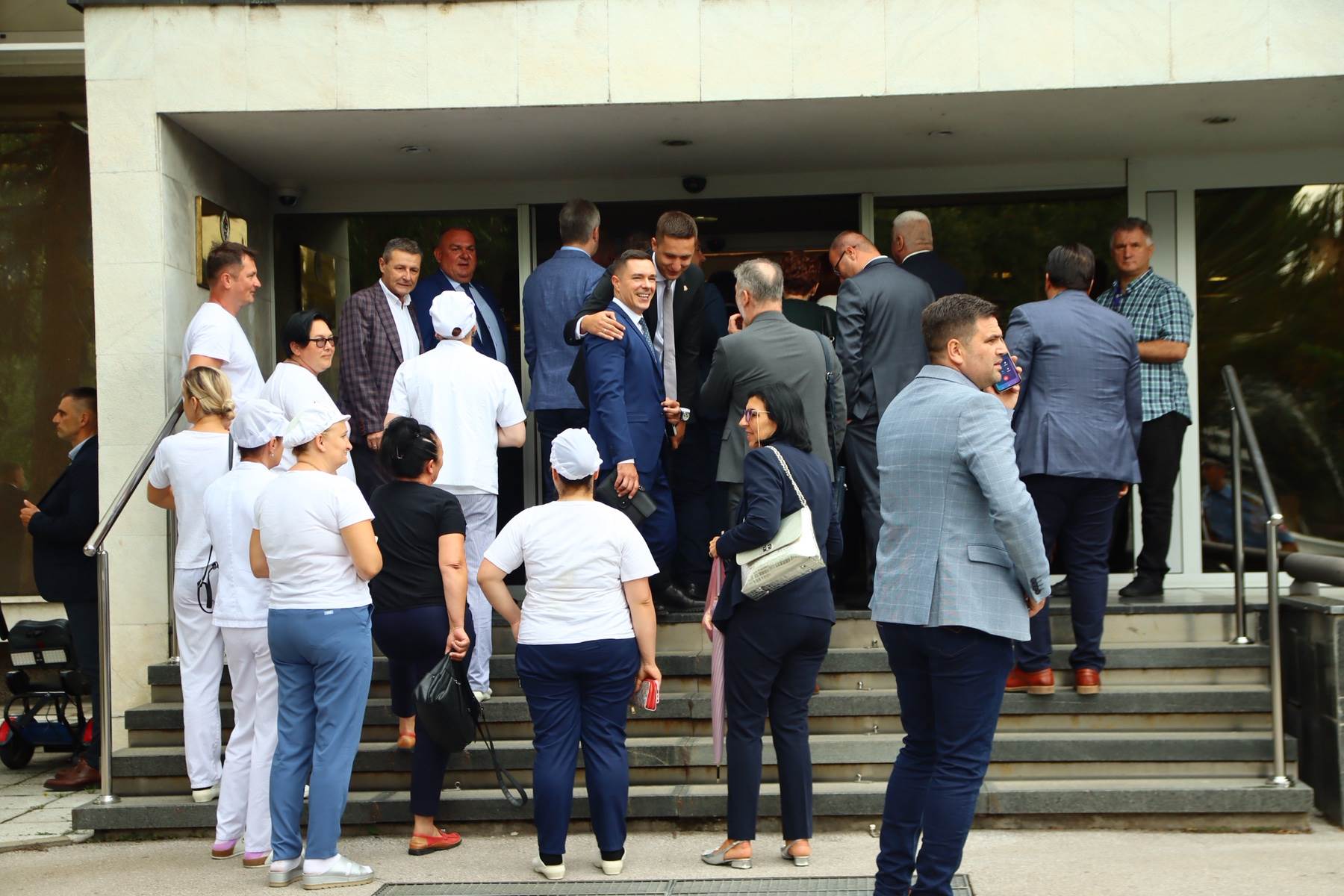  Aktivista Liste za pravdu i red dojavio bombu u NSRS 