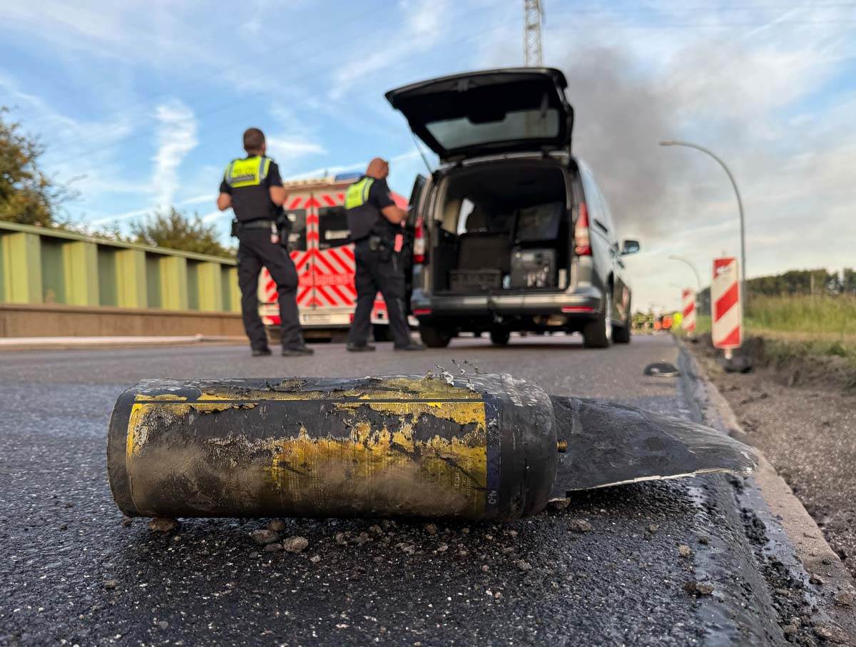  Požar u Njemačkoj luci 