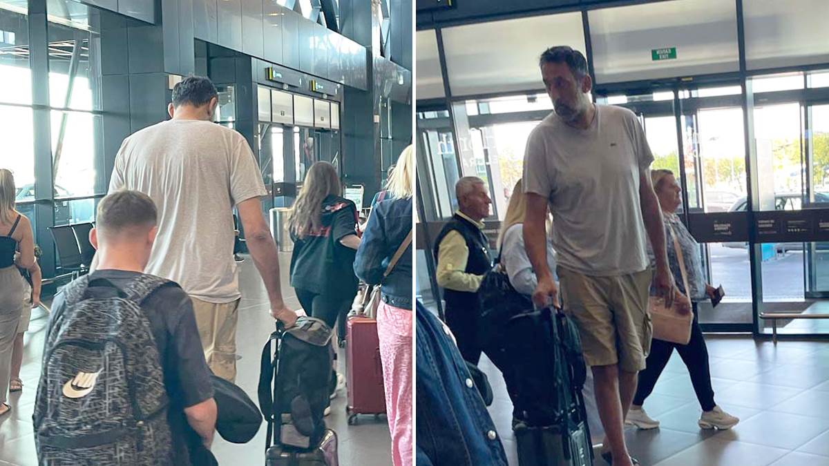  Vlade Divac snimljen na aerodromu 
