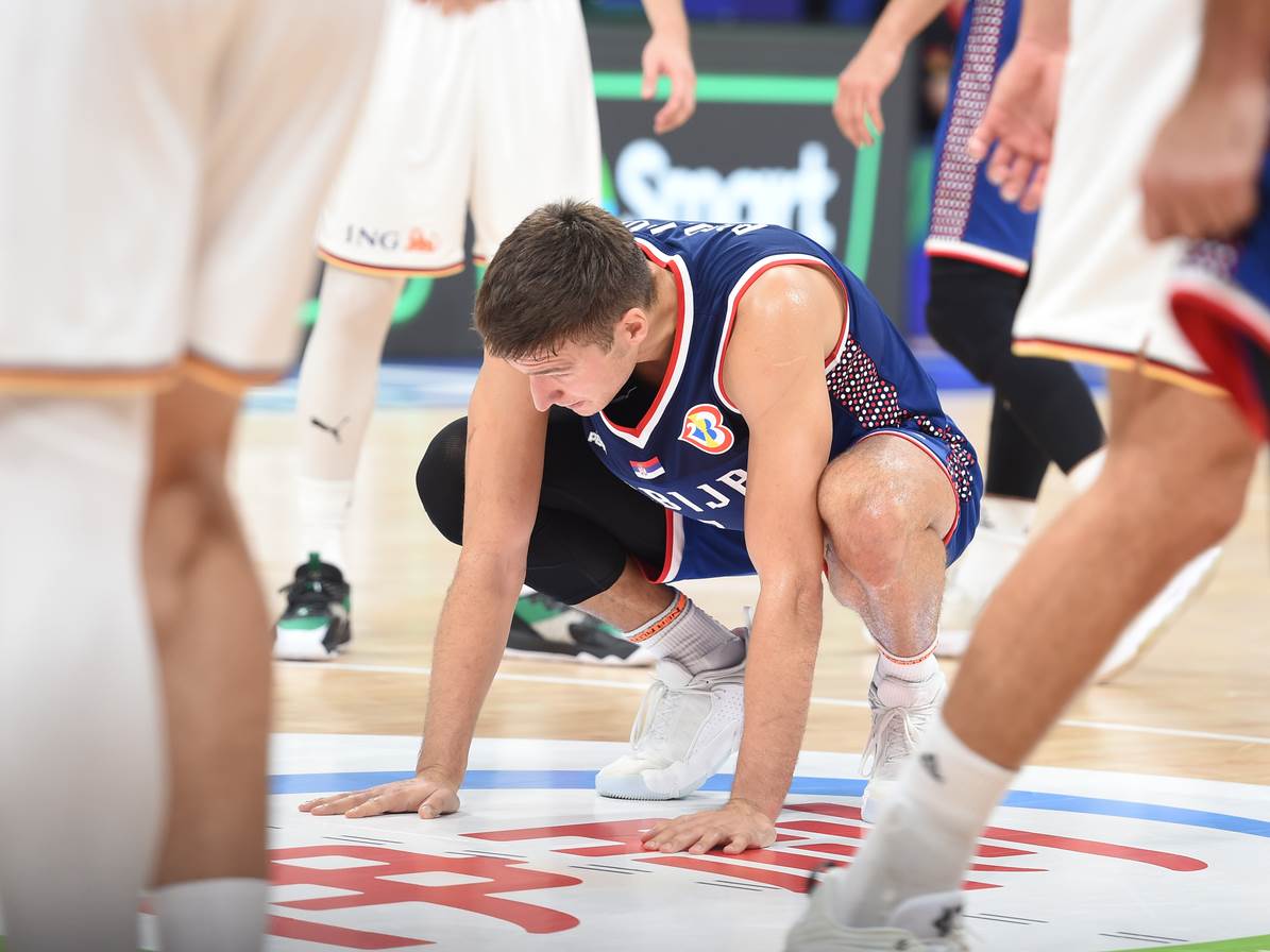  Bogdan Bogdanović čeka zlatnu medalju sa Srbijom 