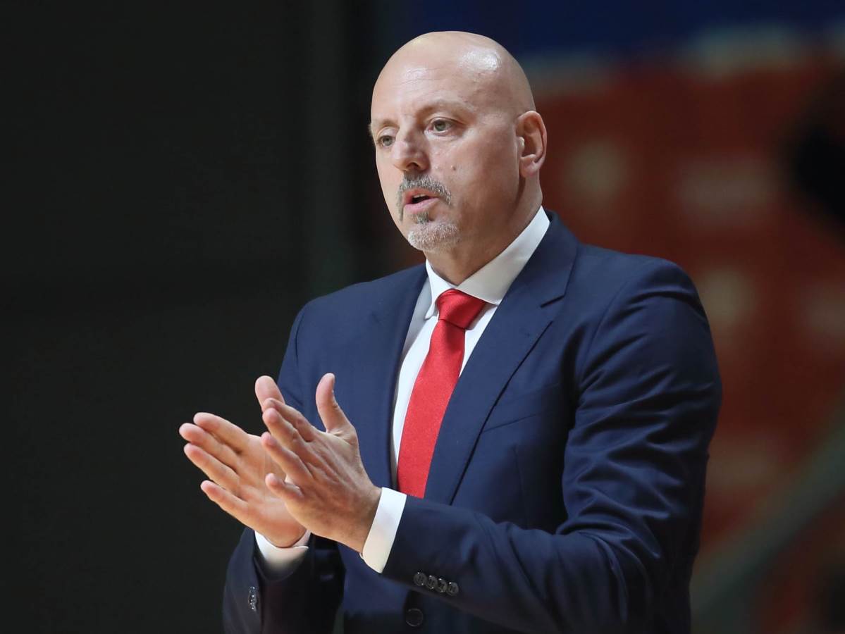  Saša Obradović ponovo trener KK Crvena zvezda  