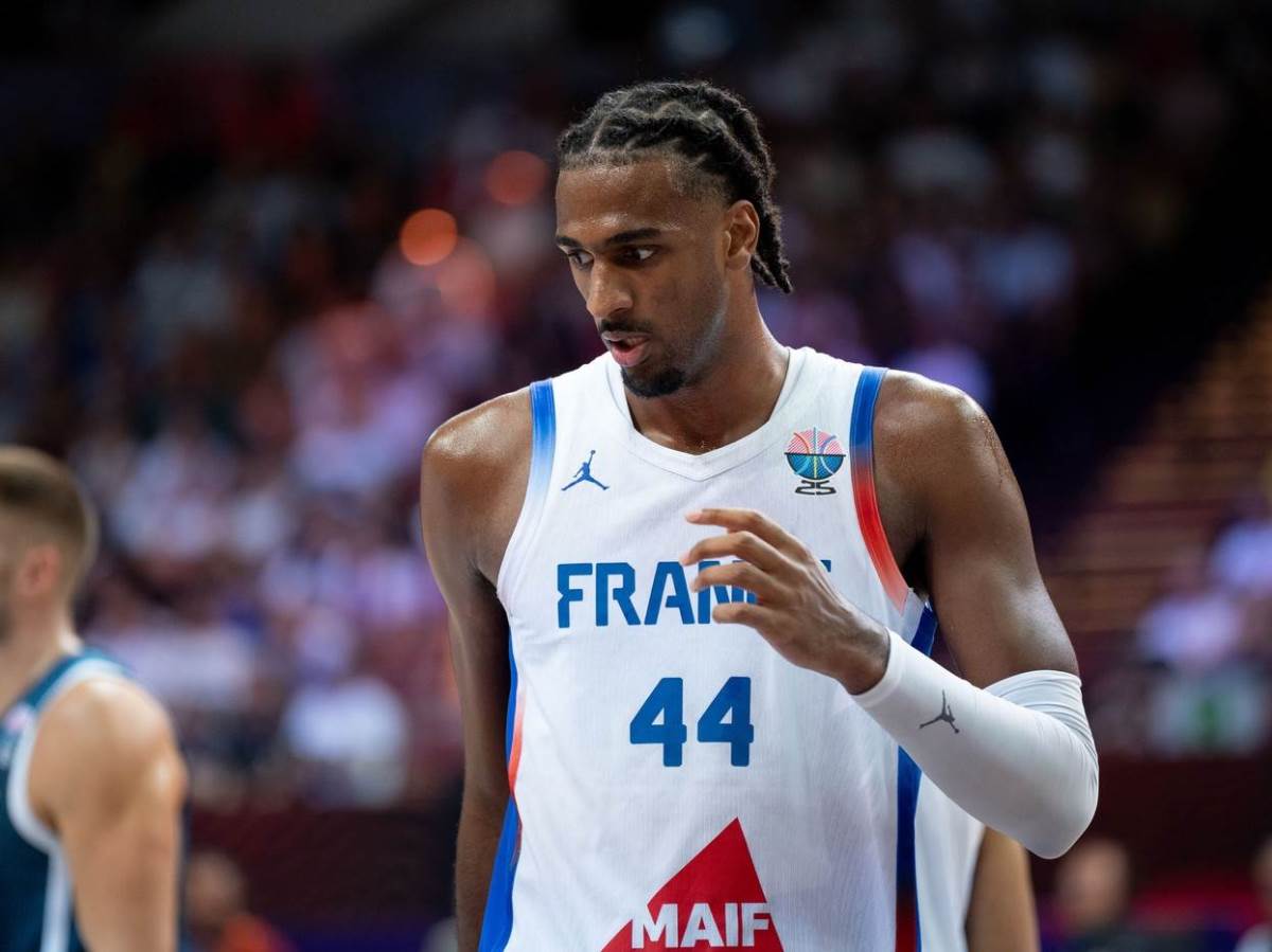  Aleks Sar otišao sa Eurobasketa 2025 zbog povrede  