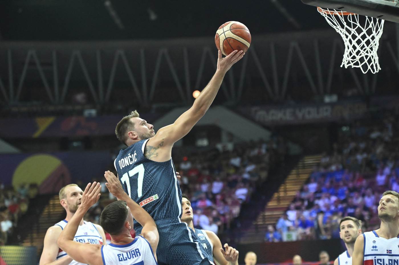  Eurobasket 2025 Slovenija pobijedila Island  