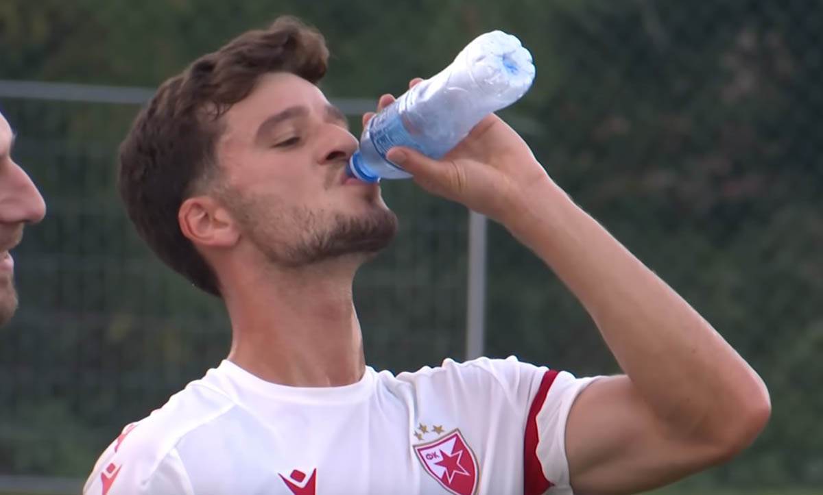  Tomas Hendel objasnio zašto nosi broj 20 u Zvezdi 