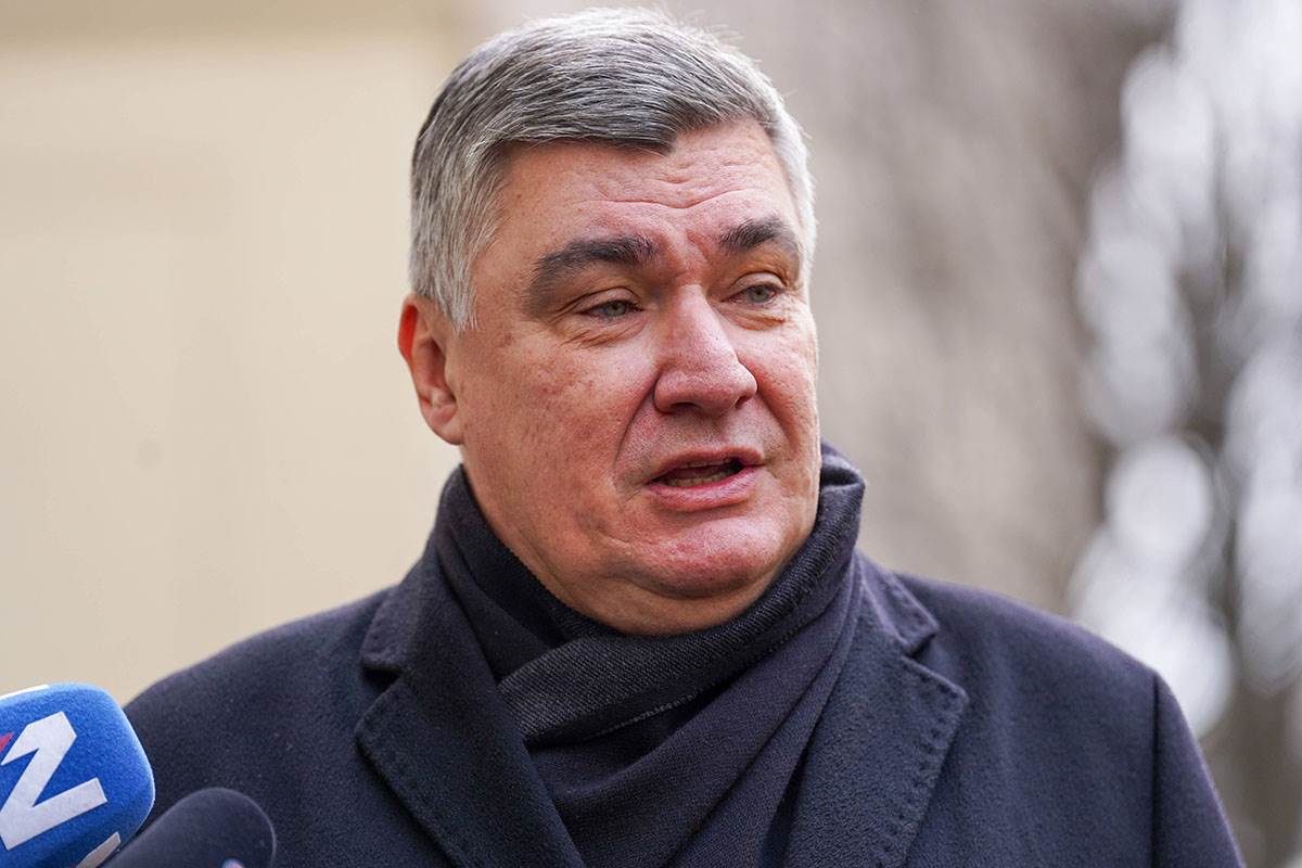  Muškarac pokušao da uđe u kabinet predsjednika Hrvatske 