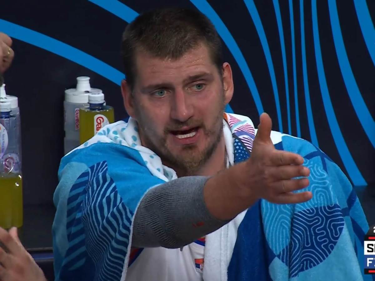  Nikola Jokić pobjesnio na klupi na meču protiv Finske 