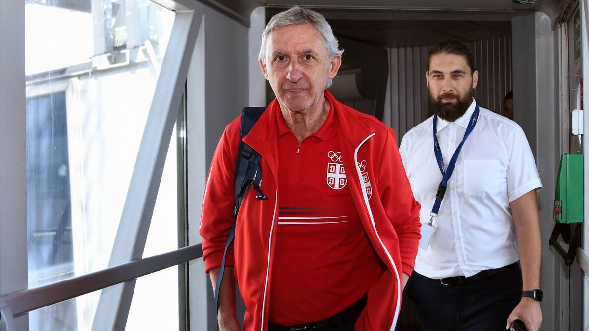  Svetislav Pešić neće podnijeti ostavku 