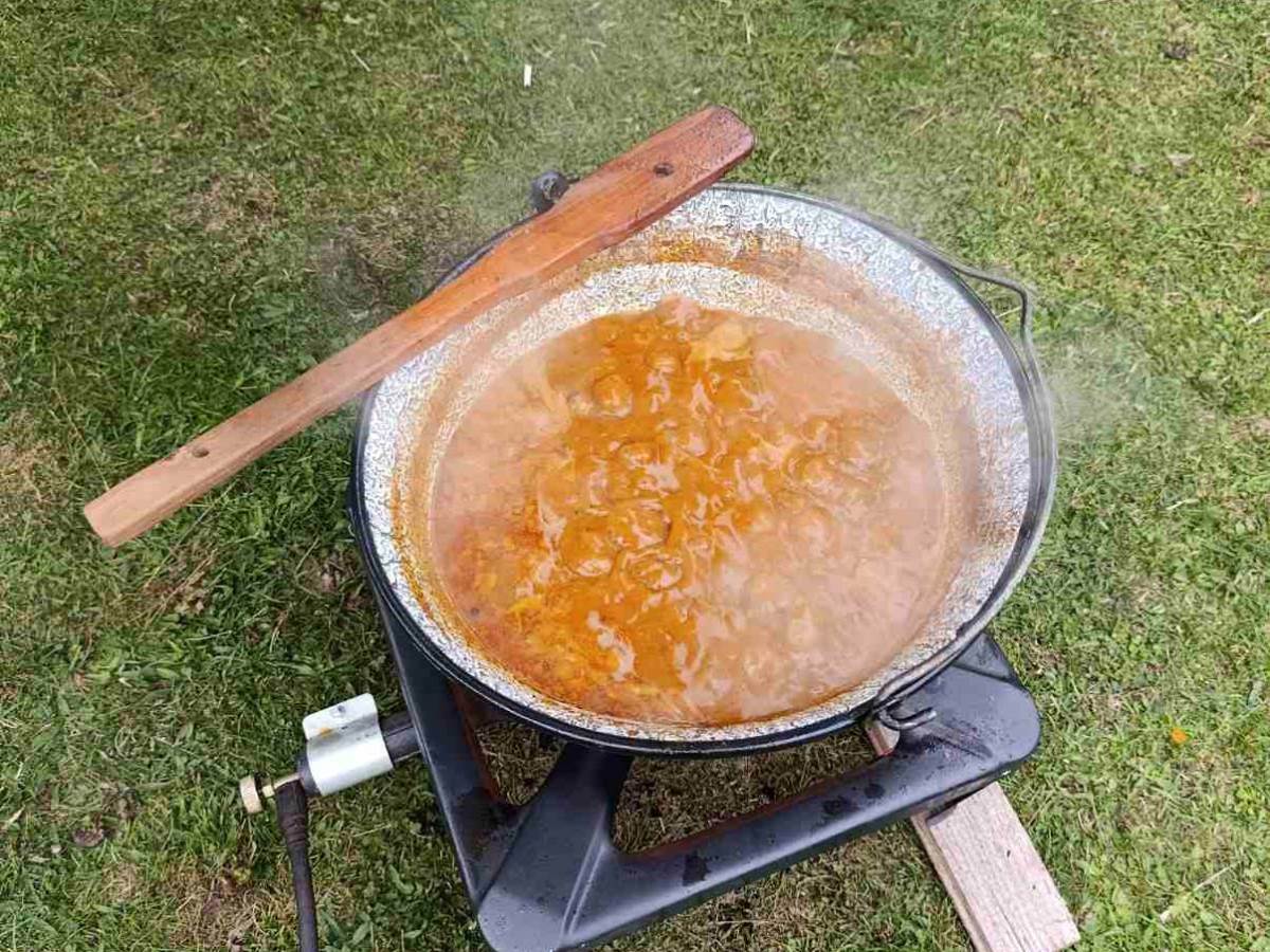  Banjalučani pobijedili na kotlićijadi u Ribniku 