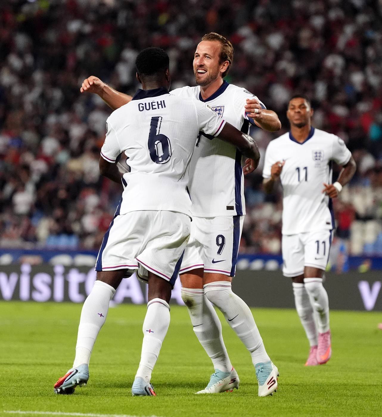  Engleska dobila Srbiju bez pet igrača  