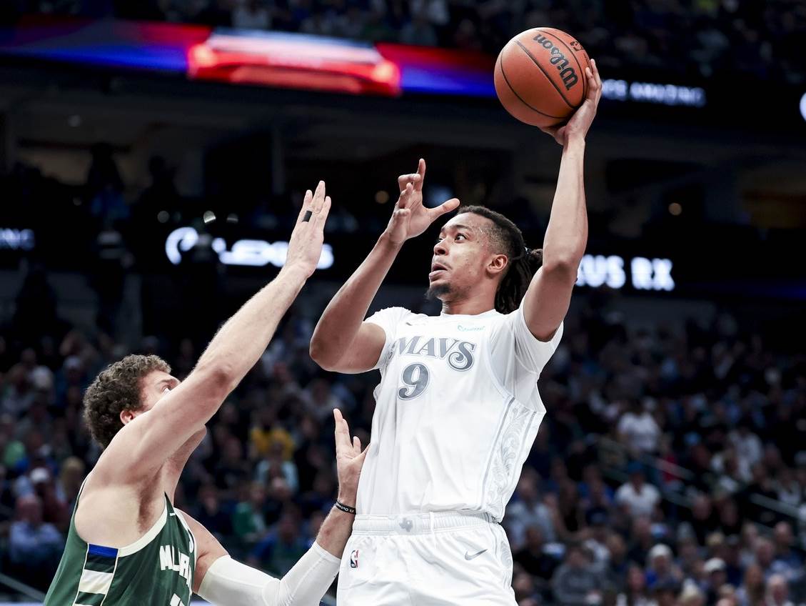  Denver doveo centra Mozesa Brauna  