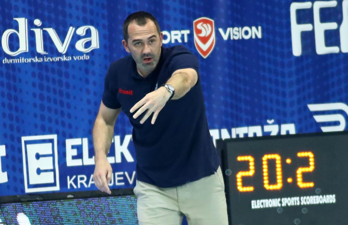  Živko Gocić novi trener Partizana 