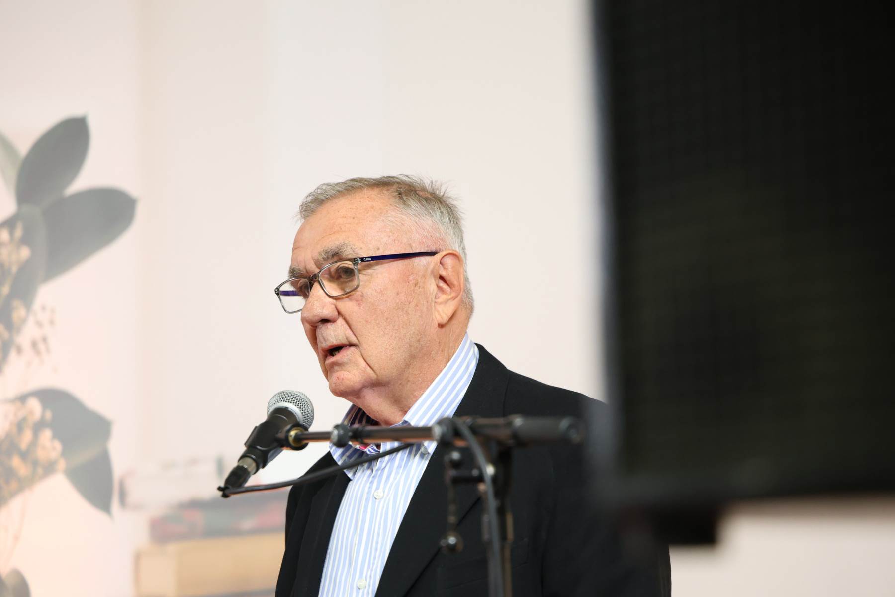  dušan kovačević na otvaranju sajma knjige u banjaluci 