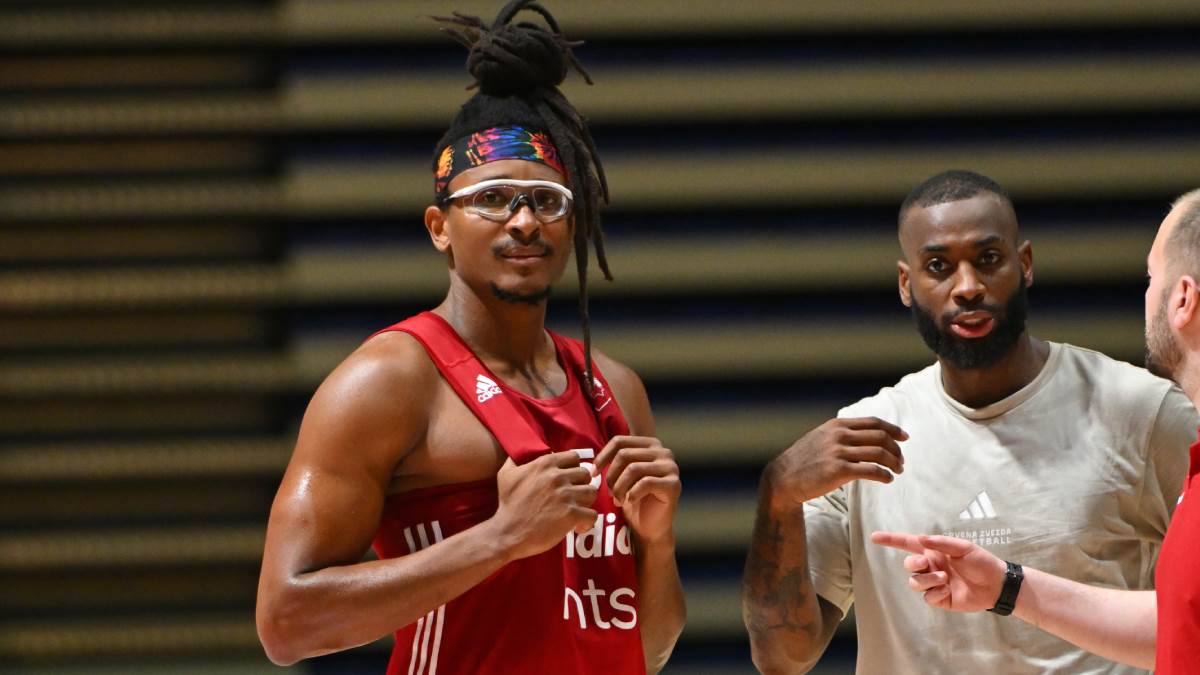  Čima Moneke o dolasku u Crvenu zvezdu  