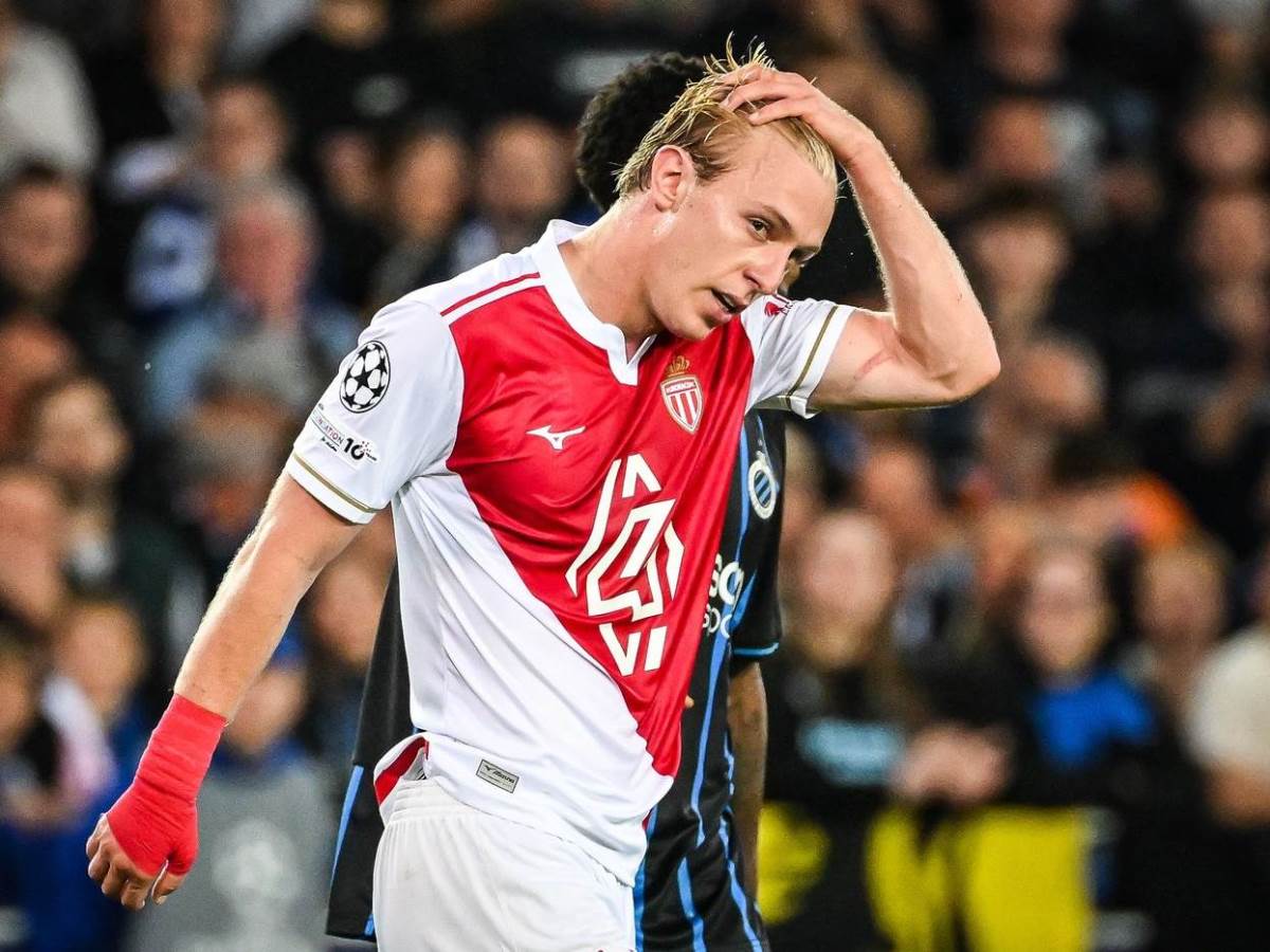  Igrači Monaka morali da se skinu goli u avionu zbog klime  