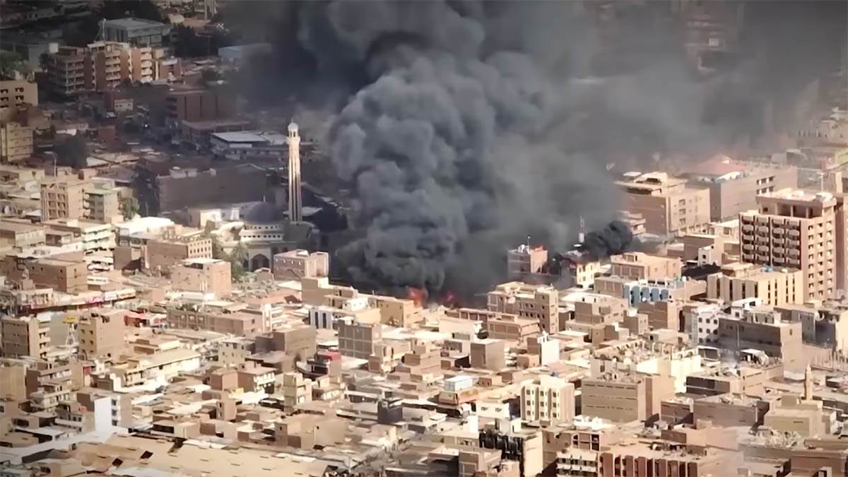  U Sudanu stradalo više od 70 osoba u napadu dronom na džamiju 