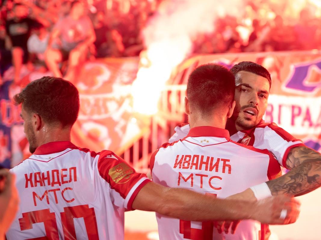  Nemanja Radonjić postigao gol za 2:0 Crvene zvezde protiv Partizana 