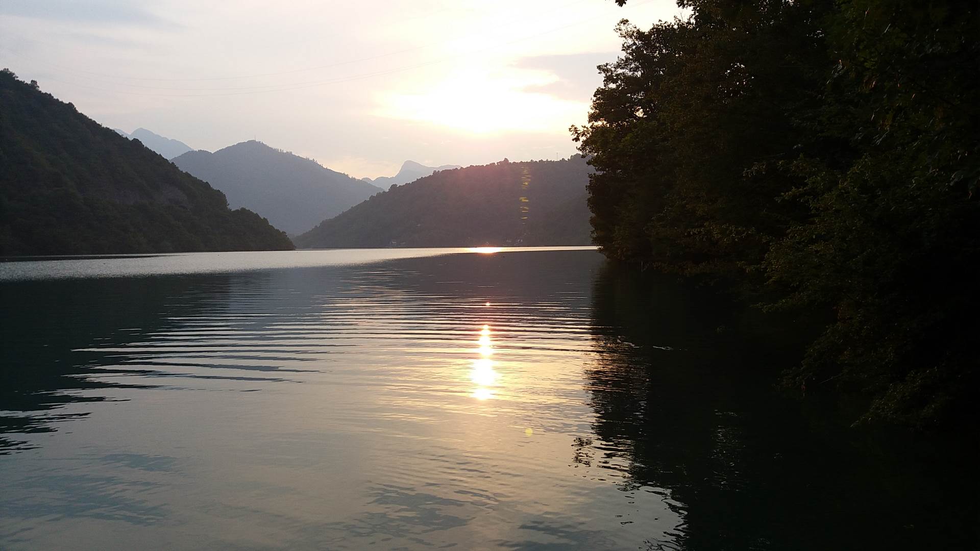  Spasioci izvukli tijelo iz Jablaničkog jezera 