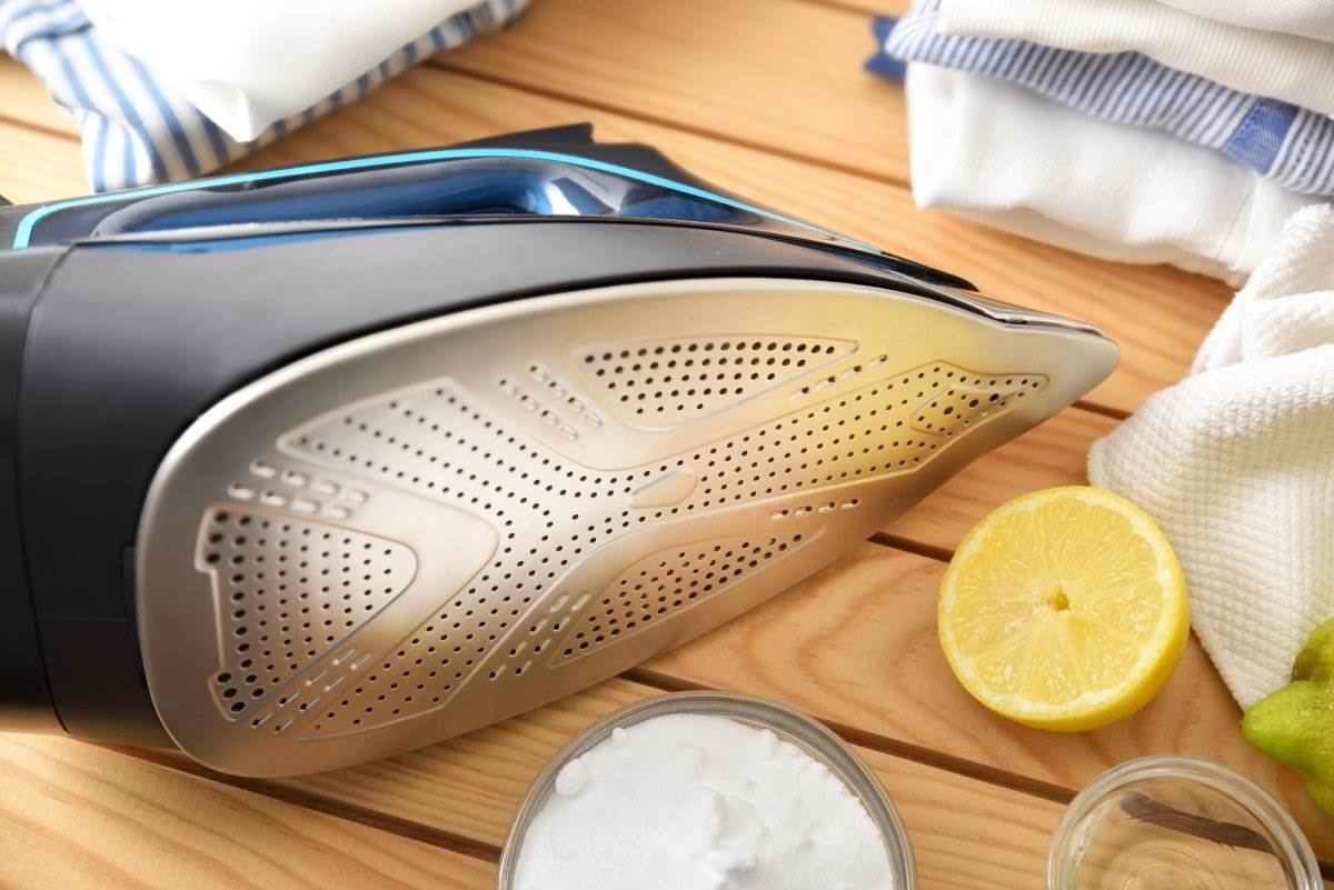  Kako očistiti peglu za veš 