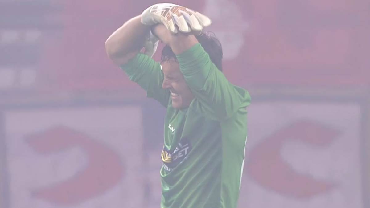  Delije gađale Stojkovića topovskim udarima 