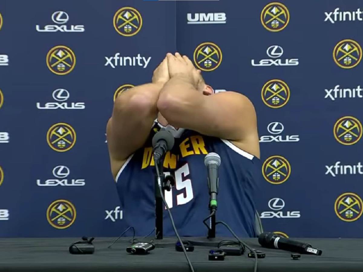  Nikola Jokić se smijao zbog svojih patika 