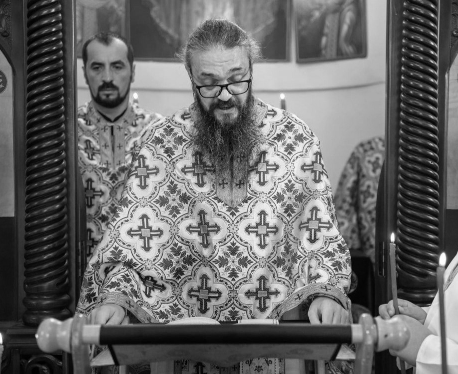  crvena zvezda objavila da je preminuo svestenik ilija buha 