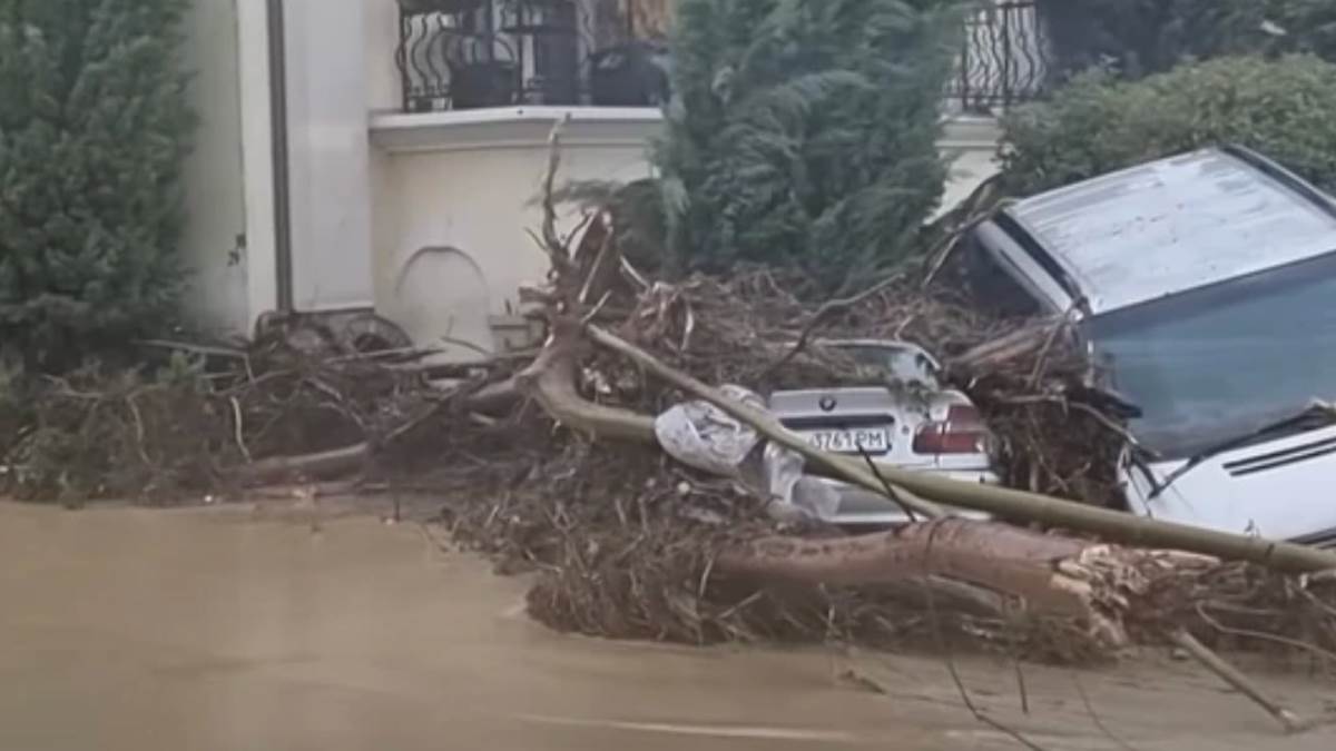  Nevrijeme u Bugarskoj izazvalo poplave, 3 tragično stradalih 