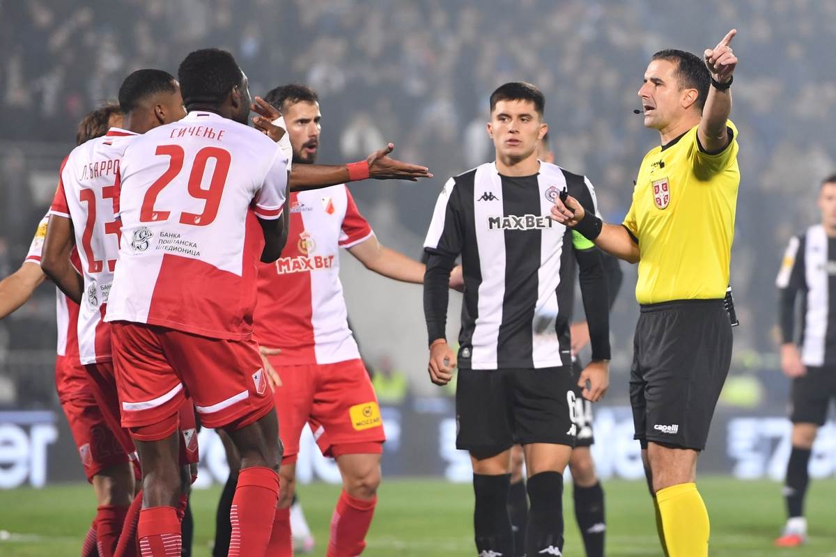  Partizan pobijedio Vojvodinu 1:0, meč obilježili prekidi 