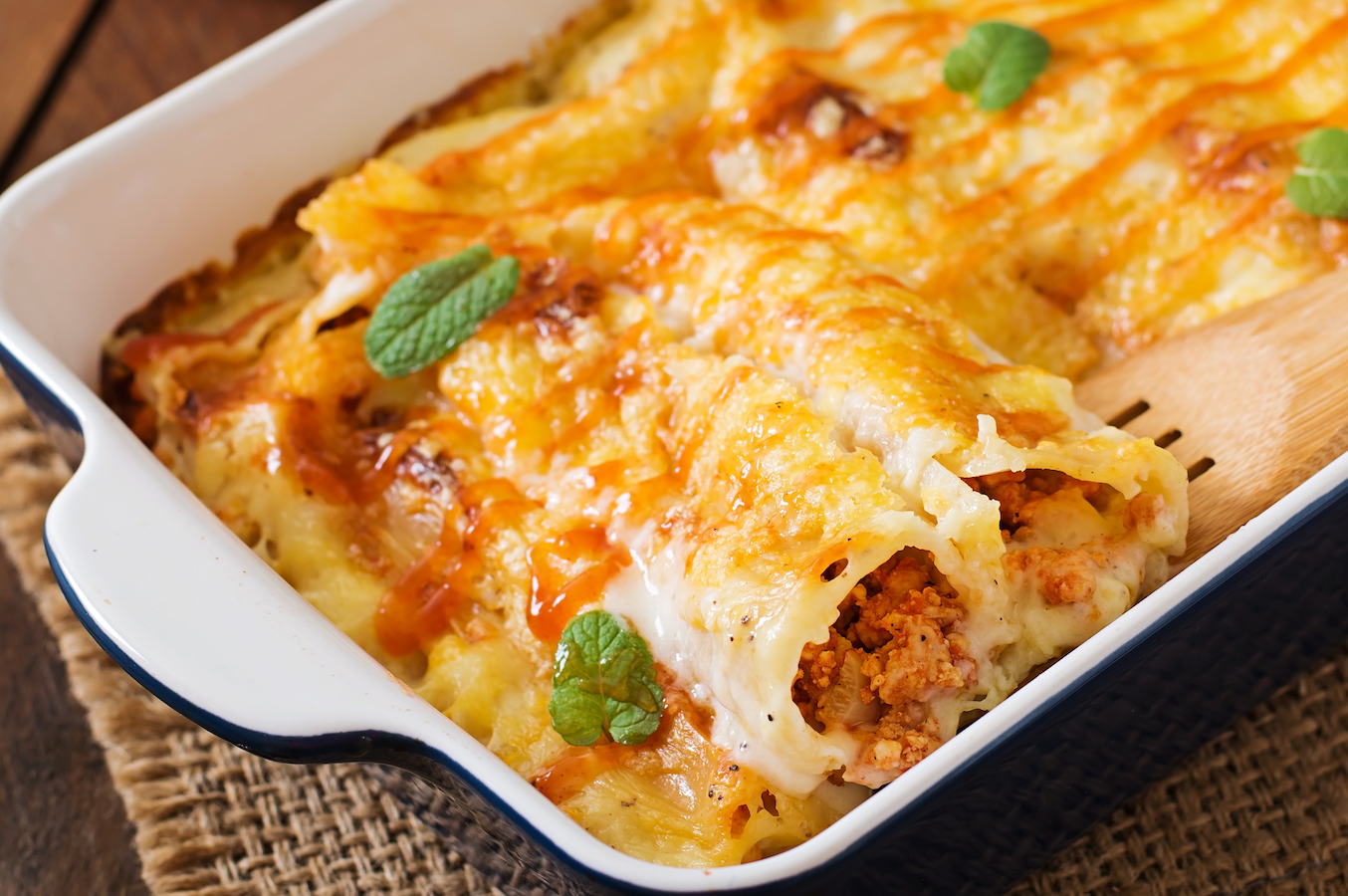  Kaneloni sa mljevenim mesom 