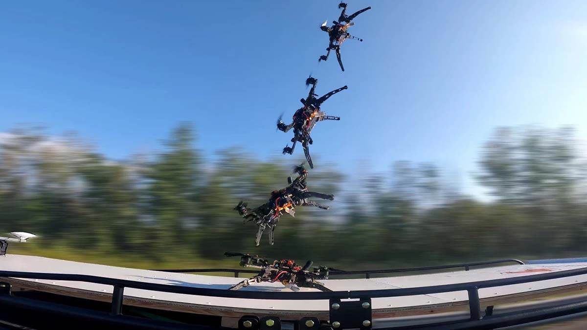  DART dron može da sleti na vozilo koje juri 110 km/h 