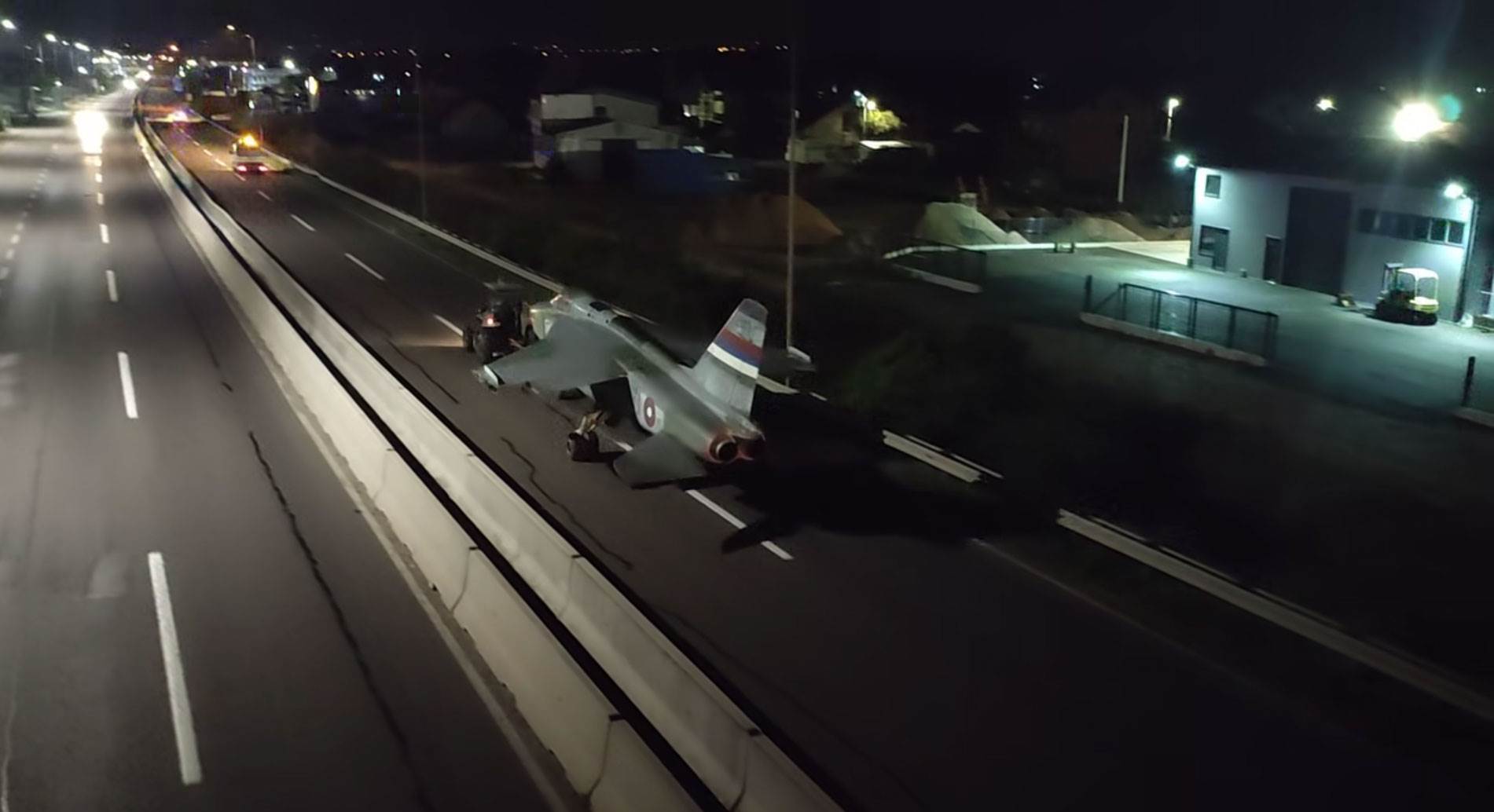  Avion autoputem vožen iz laktaša do banjaluke 