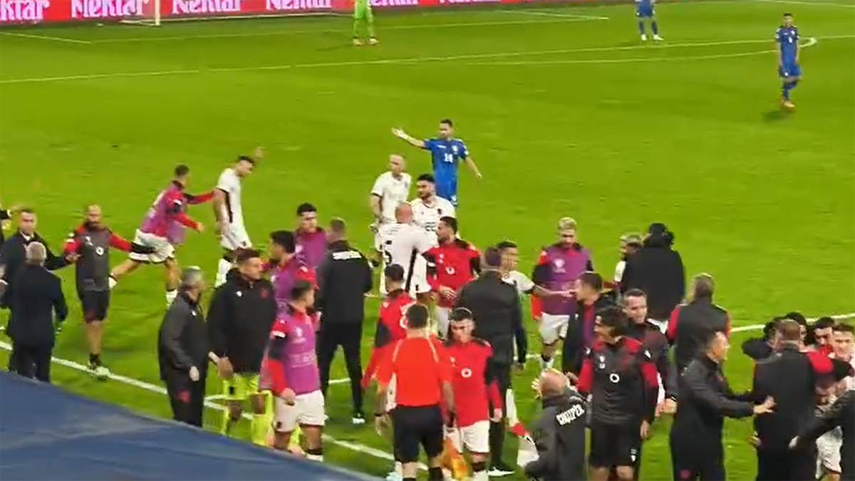  Rej Manaj pokazivao orla nakon gola u Leskovcu 