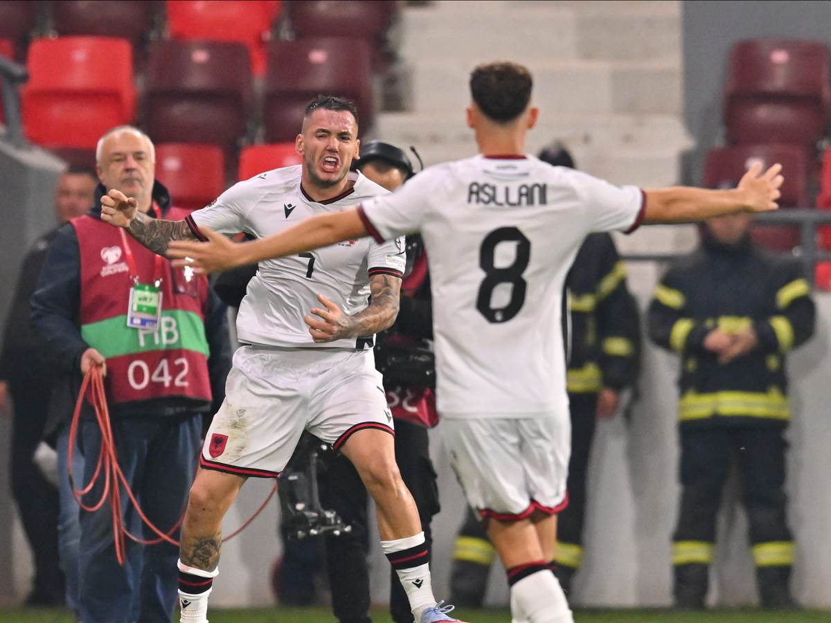  Kako su komentatori reagovali na gol Albanije protiv Srbije 